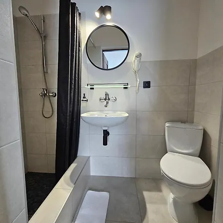 Bed & Breakfast Pirs 3*