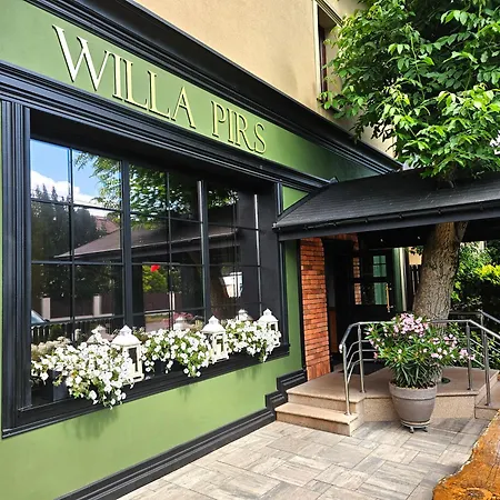 Pirs Bed & Breakfast 3*