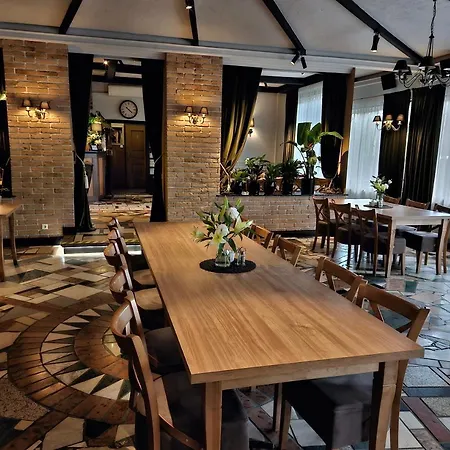 Pirs ベッド・アンド・ブレックファスト 3*