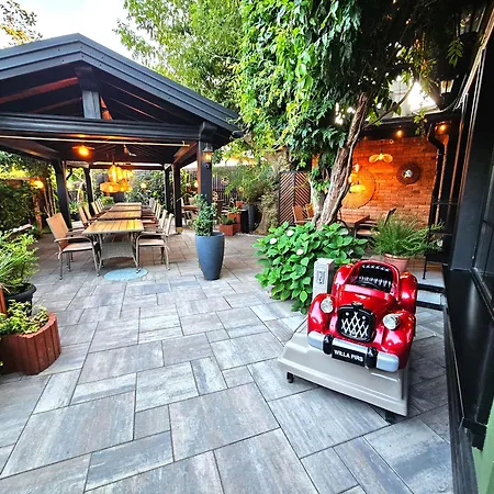 Bed and Breakfast Pirs